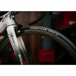 Goodyear Eagle F1 SuperSport Tubeless Road Tyre 17 Goodyear Eagle F1 SuperSport Tubeless Road Tyre -Bikes Shop Goodyear Eagle F1 SuperSport Tubeless Road Tyre 06