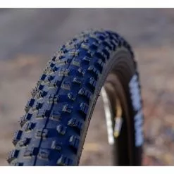 Goodyear Escape Ultimate Complete Tubeless MTB Tyre -Bikes Shop Goodyear Escape Ultimate Complete Tubeless MTB Tyre Tyres Black Black GR 004 60 584 V003 R 2