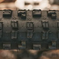 Goodyear Newton Trail Tubeless Rear MTB Tyre Black 2.4" 27. -Bikes Shop Goodyear Newton Trail Tubeless Rear MTB Tyre Tyres Black GR 014 66 584 V002 R 3