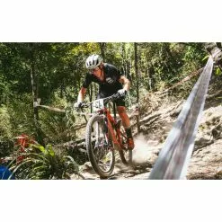 Goodyear Peak Ultimate Tubeless Complete Gravel Tyre -Bikes Shop Goodyear Peak Ultimate Tubeless Complete Gravel Tyre Tyres Black GR 001 40 622 V003 R 5