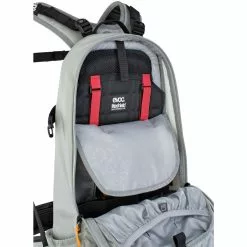 Evoc FR Enduro E-Ride Protector 16L Backpack 20 Evoc FR Enduro E-Ride Protector 16L Backpack -Bikes Shop Green209