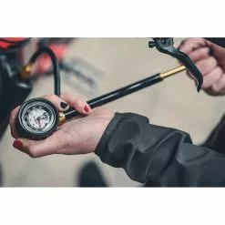 Lezyne Shock Drive Pump -Bikes Shop Lezyne Shock Drive Bike Hand Pump 04