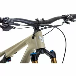 Nukeproof Reactor 290 ST Factory Carbon Bike (XT) -Bikes Shop Nukeproof Reactor 290 ST Factory Carbon Bike XT 2022 Cockie Dough 09