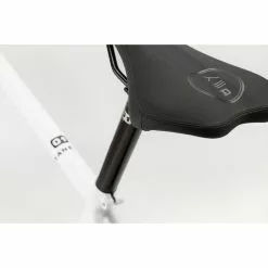 Octane One Kode ADV Commuter Road Bike (2022) -Bikes Shop Octane One Kode ADV Commuter Road Bike 2022 Adventure Bikes White Black 2021 O1B 032 UK 5