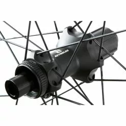 Reynolds® Reynolds ATR X Carbon Disc Gravel Wheelset -Bikes Shop Reynolds ATR x Carbon Disc Gravel Wheelset 03