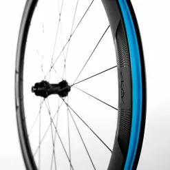 Reynolds® Reynolds ATR X Carbon Disc Gravel Wheelset -Bikes Shop Reynolds ATR x Carbon Disc Gravel Wheelset 04