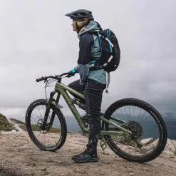 USWE Flow 16 Hydration Backpack