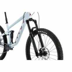 Vitus Mythique 27 VRS Mountain Bike -Bikes Shop Vitus Mythique 27 VRS Mountain Bike 2023 Oryx Grey 13