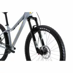Vitus Nucleus 27 VRW Womens Mountain Bike -Bikes Shop Vitus Nucleus 27 VRW Womens Mountain Bike 2022 Oryx Grey Yellow 11