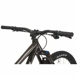 Vitus Nucleus 29 VR Mountain Bike - Black 24 Vitus Nucleus 29 VR Mountain Bike - Black -Bikes Shop Vitus Nucleus 29 VR Mountain Bike 2022 08