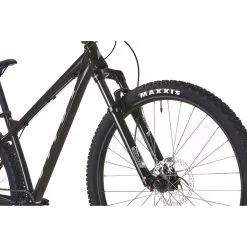 Vitus Nucleus 29 VR Mountain Bike - Black 27 Vitus Nucleus 29 VR Mountain Bike - Black -Bikes Shop Vitus Nucleus 29 VR Mountain Bike 2022 11