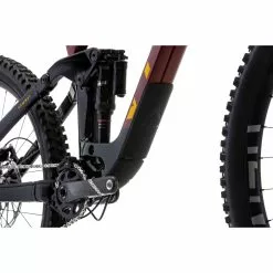 Vitus Sommet 297 AMP Mountain Bike 35 Vitus Sommet 297 AMP Mountain Bike -Bikes Shop Vitus Sommet 297 AMP Mountain Bike 2022 Octane Red Yellow16