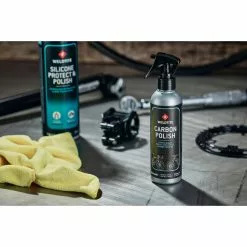 Weldtite Carbon Clean And Protect Spray - 250ml -Bikes Shop Weldtite Dirtwash Carbon Clean Protect Spray Cleaning Products NotSet 3062 10 PACK 1