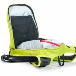 USWE Outlander 9 Hydration Pack 16 USWE Outlander 9 Hydration Pack -Bikes Shop Yellow20Black204