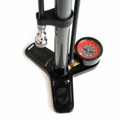 Silca Pista Plus Floor Pump 7 Silca Pista Plus Floor Pump -Bikes Shop prod181339 Grey NE 03